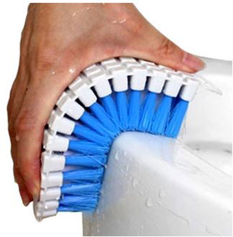 Flexible Multifunctional Brush